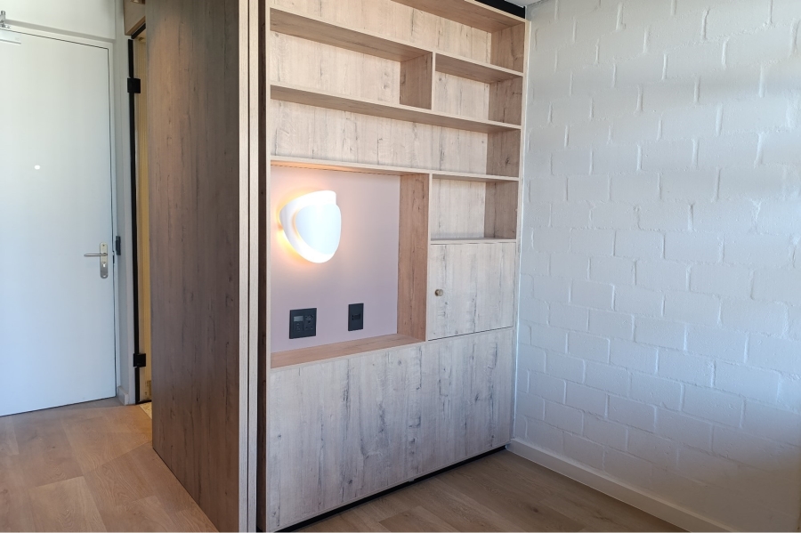 0 Bedroom Property for Sale in Sea Point Western Cape